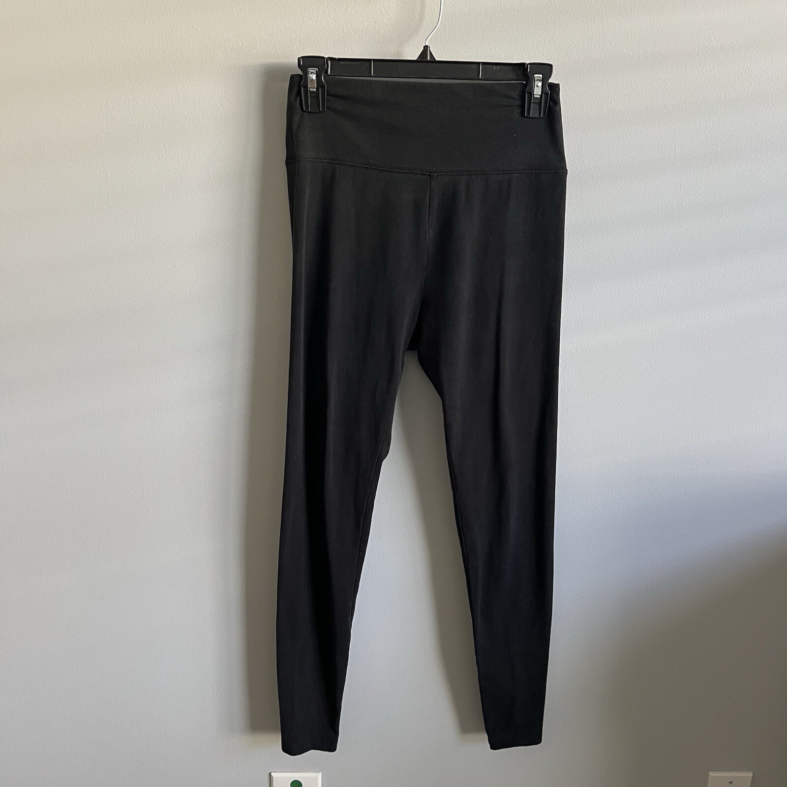 American Eagle Outfitters Women's Hi-Rise Leggings Size M Black