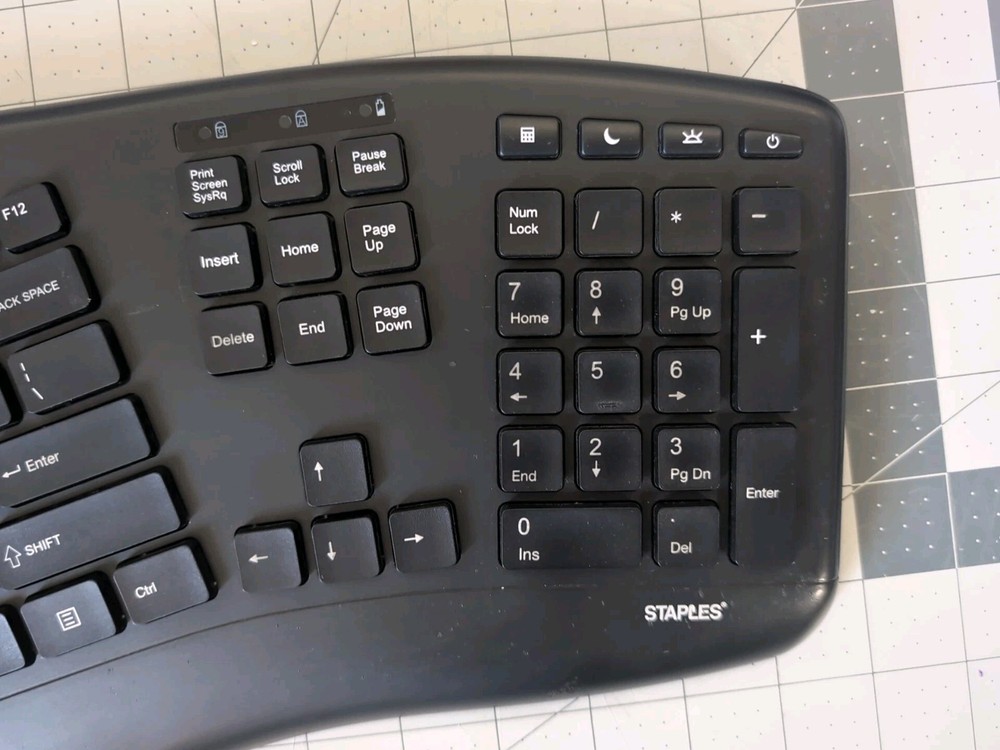 Staples WKB-1500UB Keyboard Tested includes DONGLE ergonomic