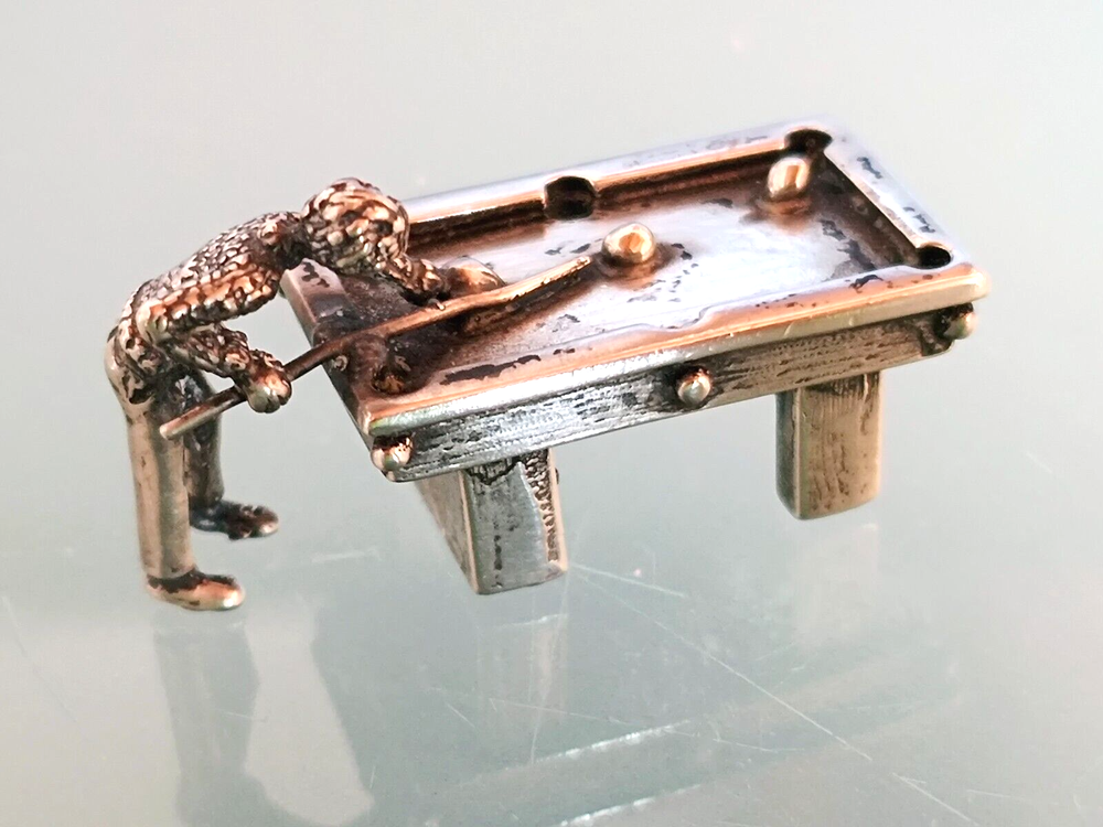 925 Silver miniature, CHIMERA ORO, billard player