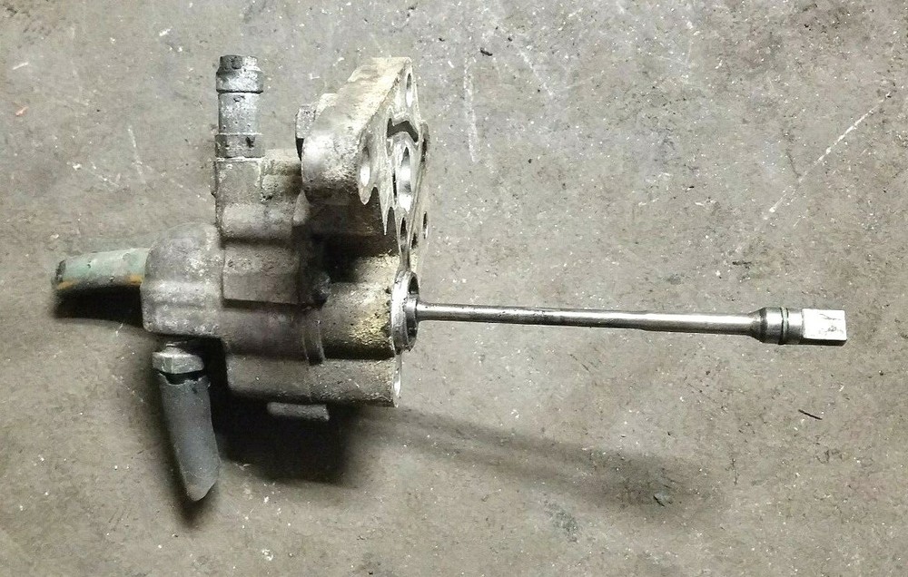 VOLVO D12 FUEL PUMP 21067955