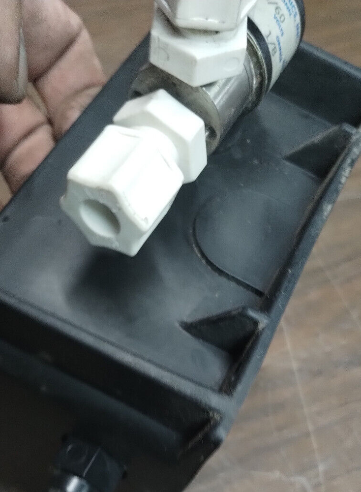 LMI LIQUID METRONICS 30344 Needs new timer for repair