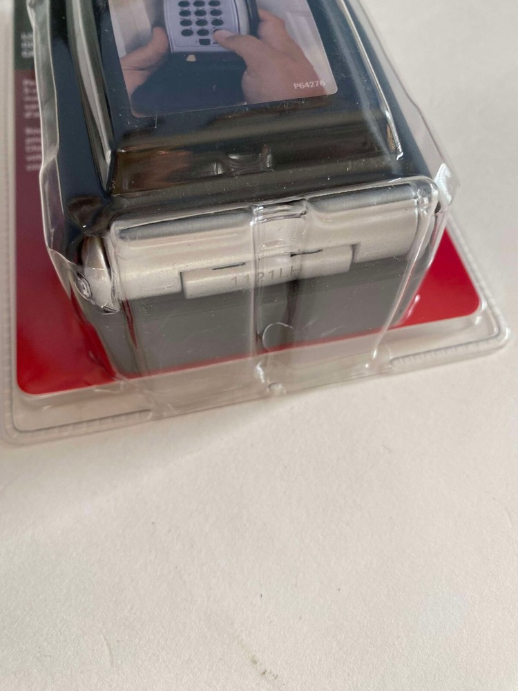 Master Lock Portable Key Lock Box Push Button Resettable Combination 5422D NEW