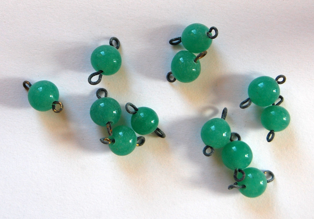 VINTAGE 12 JADE GREEN GLASS CONNECTOR BEAD BEADS 8mm JAPAN