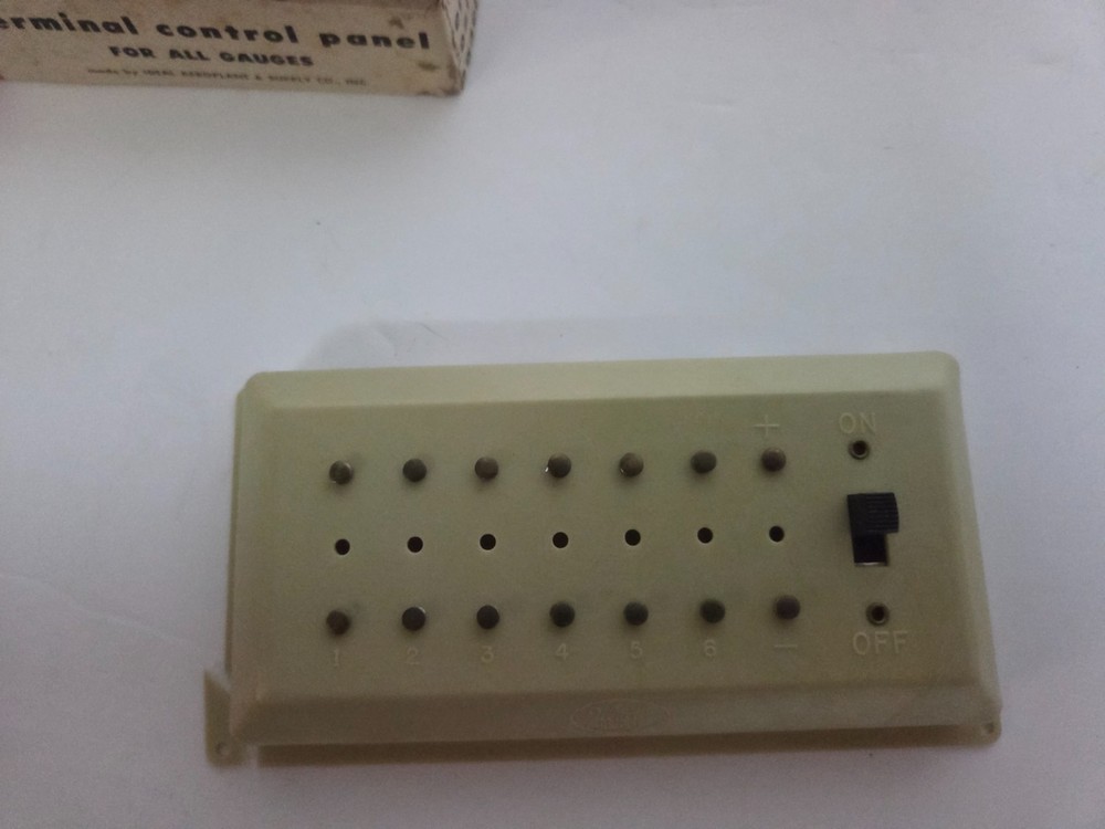 Ideal Models B-181 Terminal Control Panel Prestlok Model Train Accessory Vintage