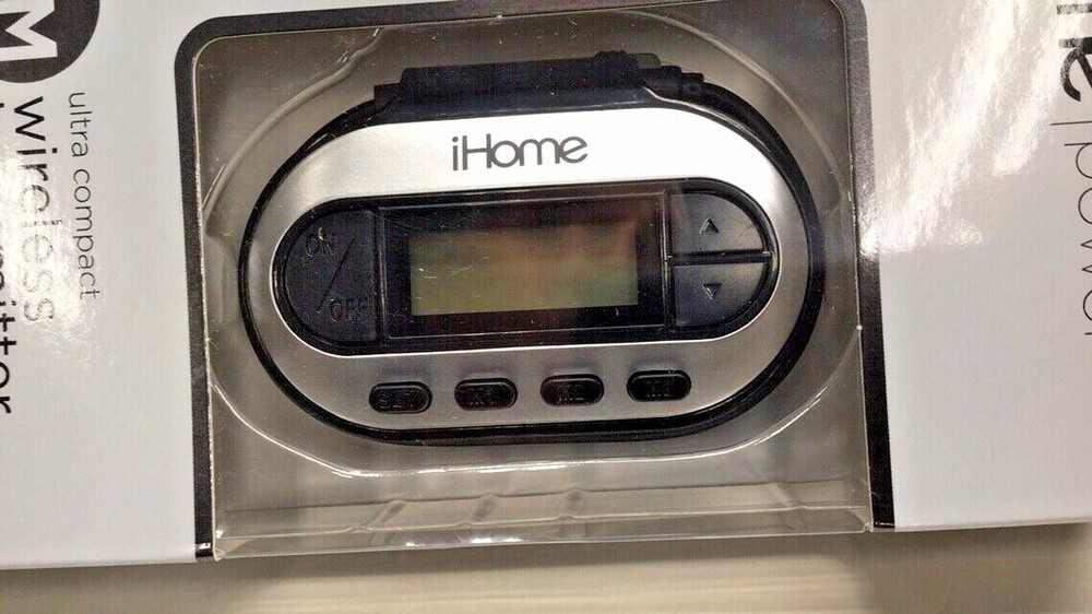 iHome IH-CA500B-AA FM Wireless Transmitter Ultra Compact for 3..5mm Aux Connect