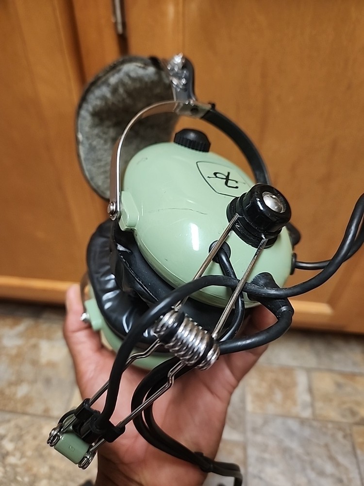 David Clark TSO-C58a Aviation Headset Model M-4 UNTESTED