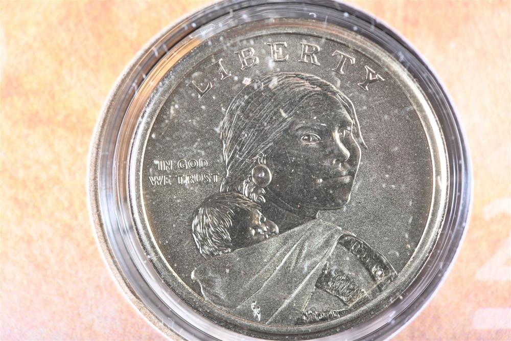 2019 Native American $1 Enhanced Coin & Currency Set Space Program