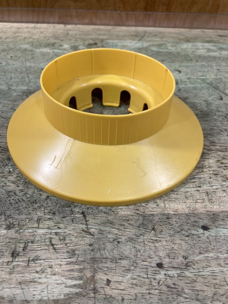 AFC Camp Master Lantern 1035 - Propane Canister Base - Lightly Used