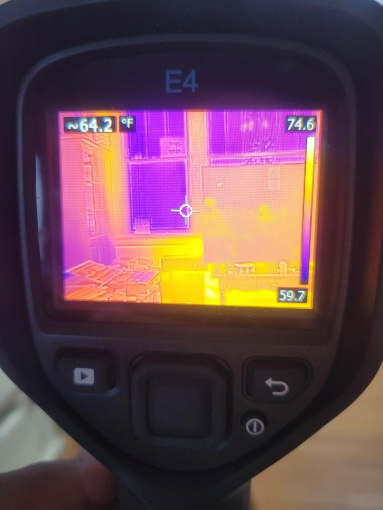 FLIR E4 1.2L Thermal Imaging Camera Model# Flir-E63900