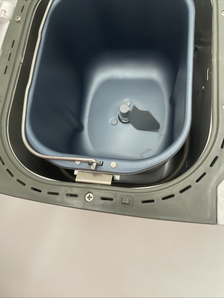 Oster Express Bake Bread Maker - 2Lb - Model 5838 White - Tested Works