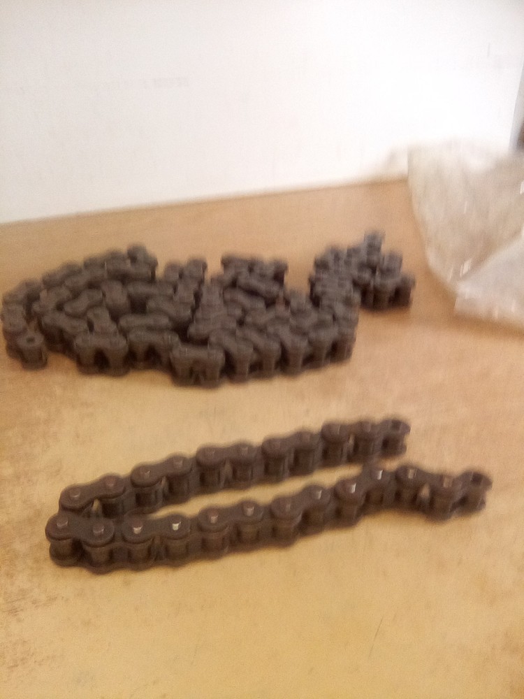 2 Pieces Peer 80H Roller Chain 7Ft 8In & 2Ft