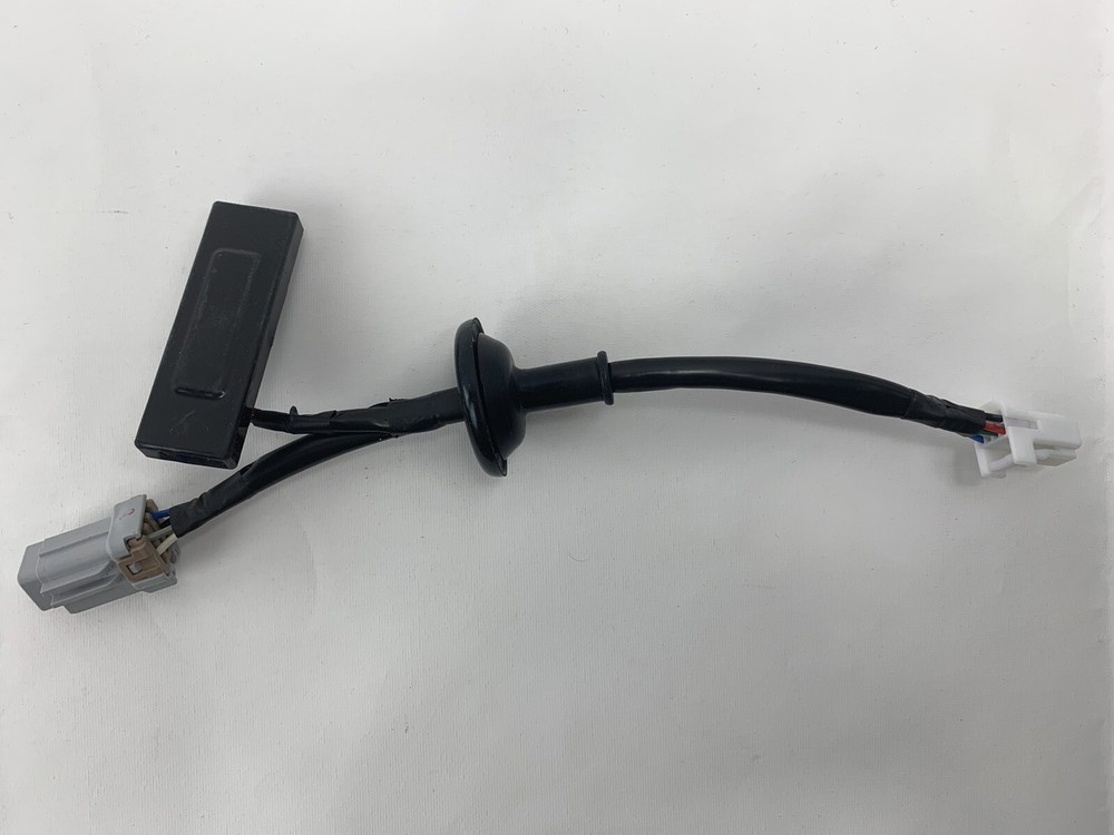 Rio Hatchback 2012-2013-2014-2015-16-17 Rear Trunk Handle Hatch Release Button