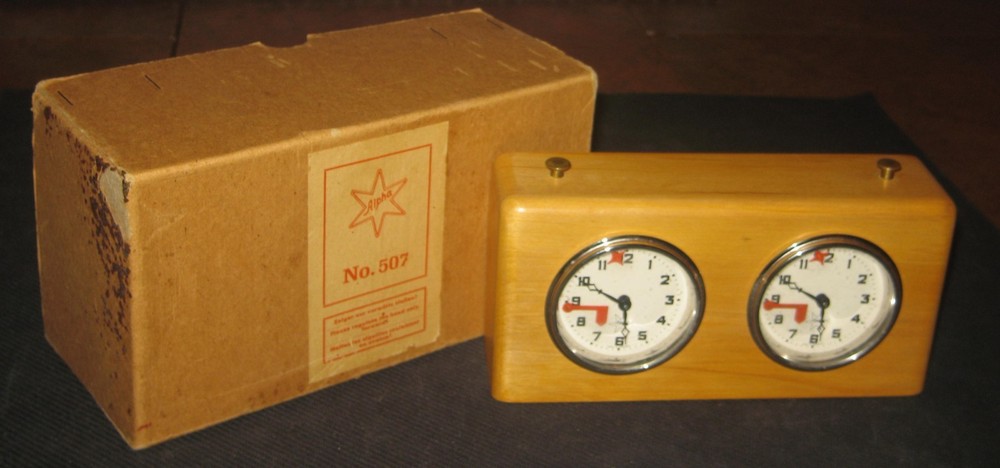 Pristine 1950s Alpha German Chess Clock Timer Model # 507 with Original Box