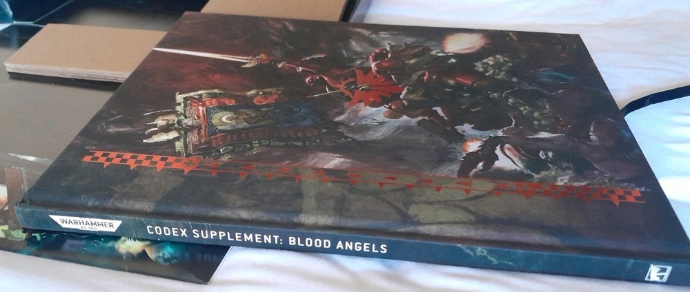 Warhammer 40K -Blood Angels Ltd Edition Codex & Data Cards - [Code Unused]