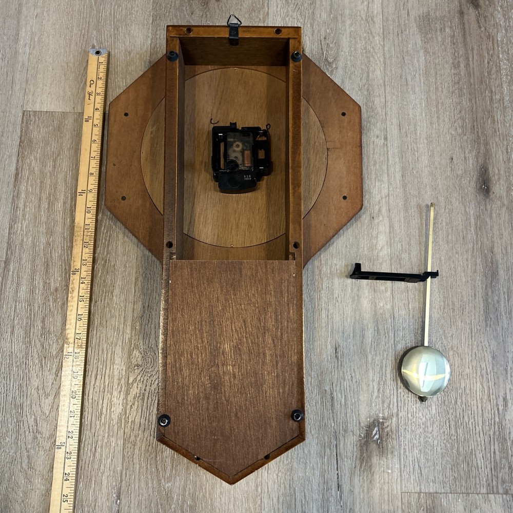 Beautiful Devon Quartz Wall Clock W/ Swinging Pendulum 24” X 14” Tested!