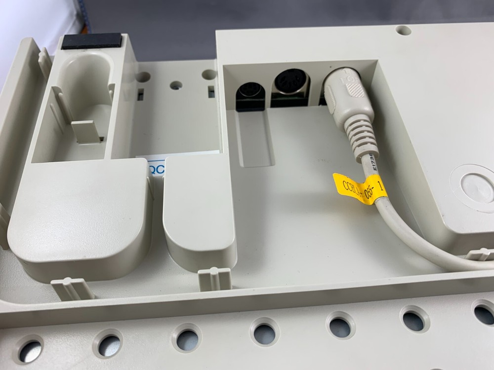 POSIFLEX KB3200 AT INTERFACE PROGRAMMABLE KEYBOARD WITH MAGNETIC STRIPE READER