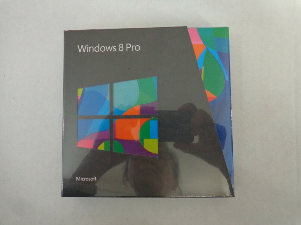 MICROSOFT WINDOWS 8 PRO FULL/ UPGRADE VERSION 64/32 (UNOPENED FACTORY SEALED)