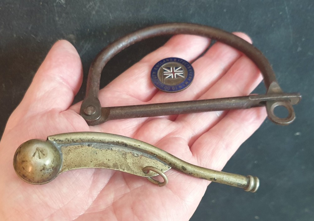 WW2 British RN Matelot's Bosun's Whistle, Duffel Bag Hasp & Lapel Badge 1939-45
