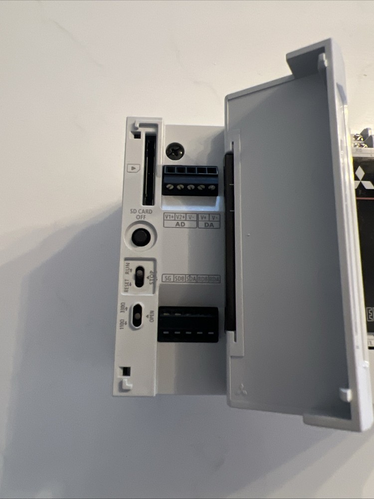 MITSUBISHI FX5U-32MT/ES / FX5U32MTES