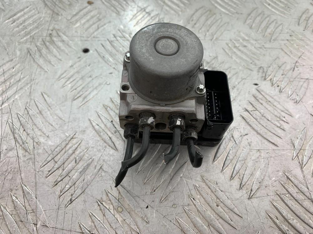 HONDA CB650F CB 650 FA-E ABS PUMP YEAR 2014-2017 (CMB1226)