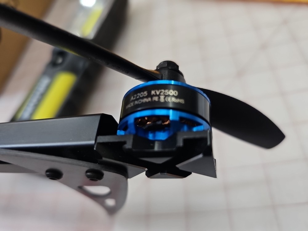 Fly Wing V2 Fw450 Heli. With Transmitter