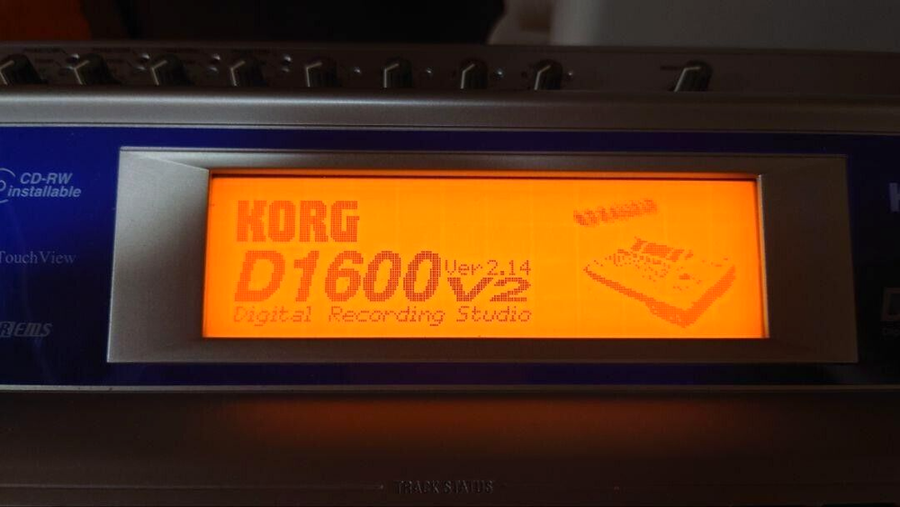 Korg D1600 Digital Recording Studio Pro Audio Equipment Multitrack 16 Track