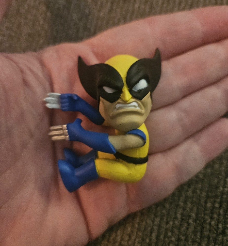 Marvel Comics MCU Studios X-MEN WOLVERINE Cable Cord Holder Climber Accessory 📲