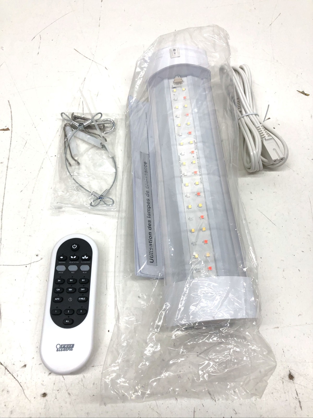 LOT OF 4 Feit Electric 12" LED 3 Adjustable Spectrum W/ Remote Plant Grow Light