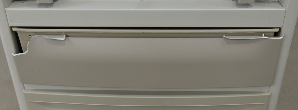 Brewer 5001-09 Access Medical Exam Table Pneumatic Back