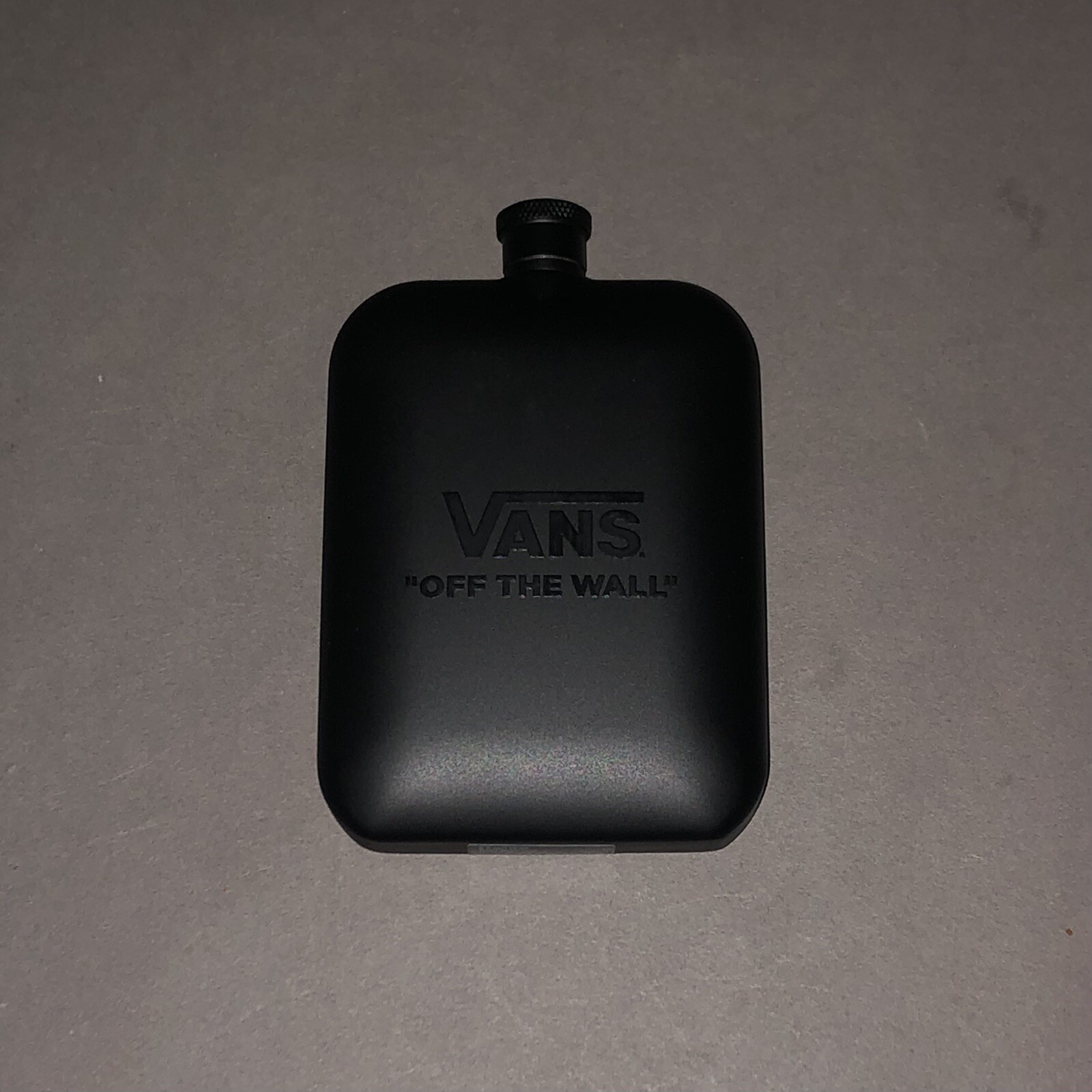 Rare VANS LUXE 6 OZ FLASK Signature Collection 170 ML Skate Shoes Skateboard