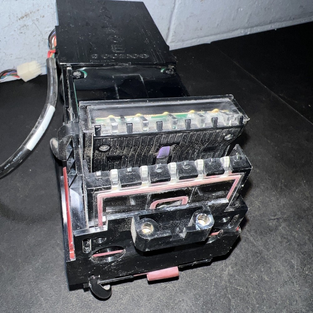 Coinco Vantage VL61B44US00 110/24 Volt Bill Validator (UNTESTED)