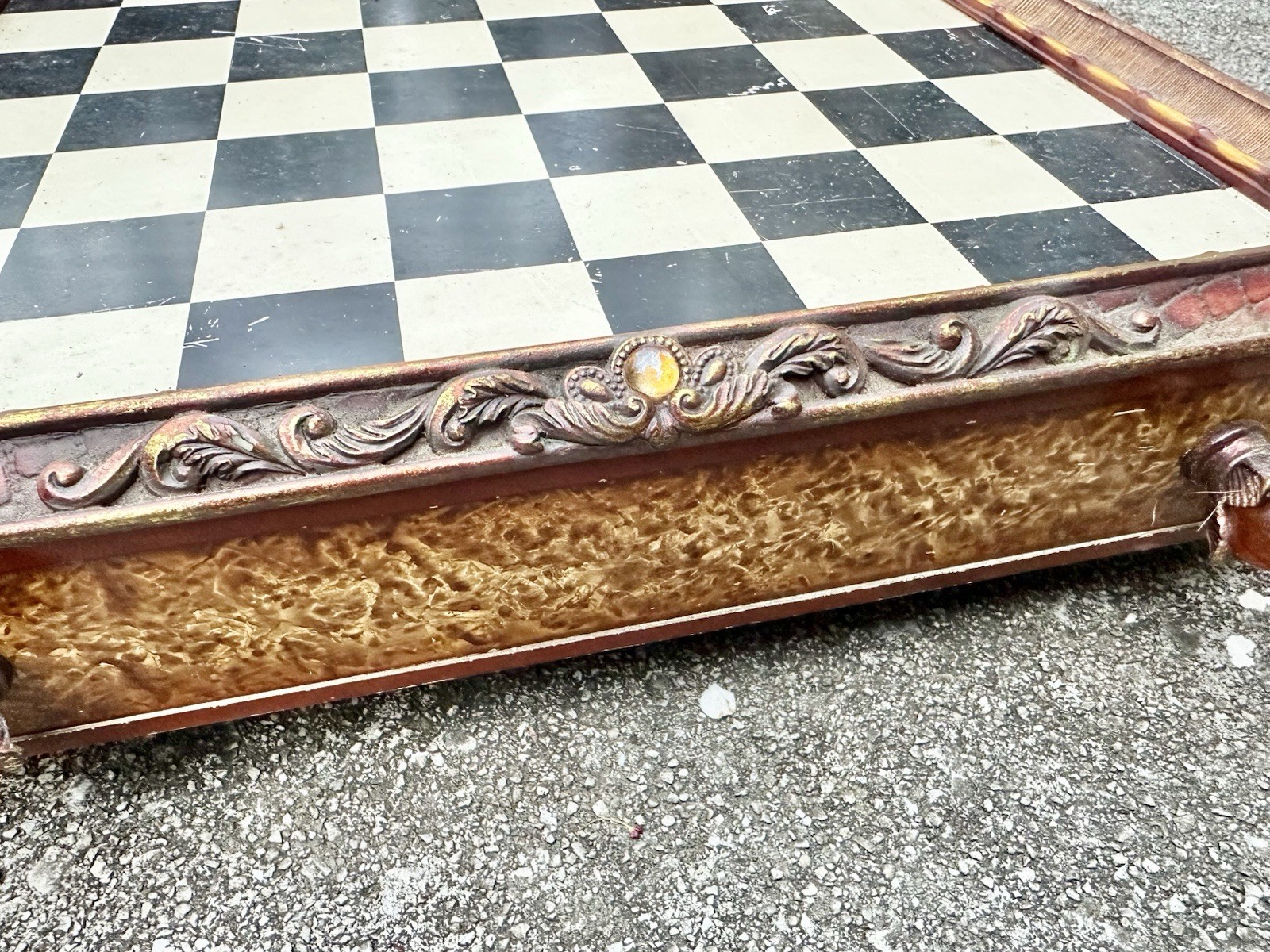 Oriental Accent Safari Wildlife Chess Set Hand Painted Resin Piece Storage Board