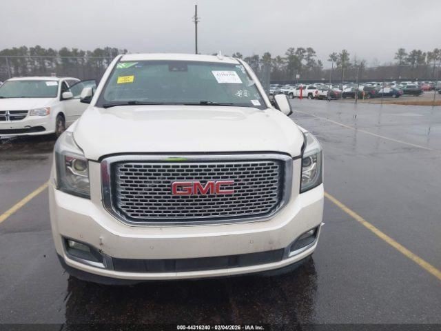 YUKON 2015 Glove Box 5008556