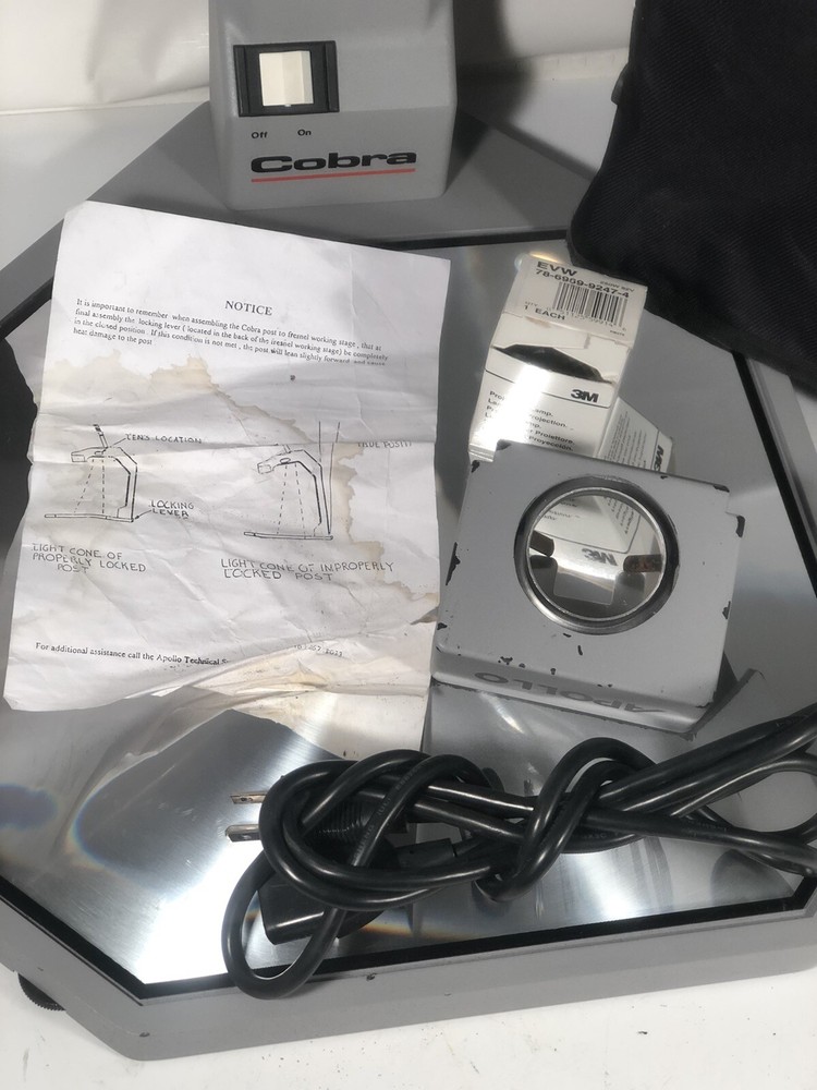 Apollo Cobra VS 3000 Portable Reflective Overhead Projector & Storage Carry Case
