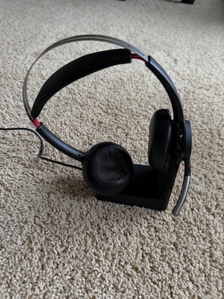 Plantronics J9 - Bluetooth Wireless Over The Head Headset