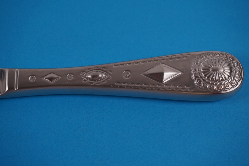 Wallace Stainless Taos Pattern Modern Dinner Knife 8 7/8"