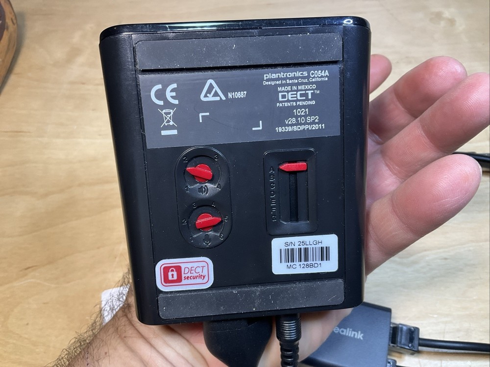 Plantronics C054A Base + WH500 WIRELESS HEADSET Bluetooth