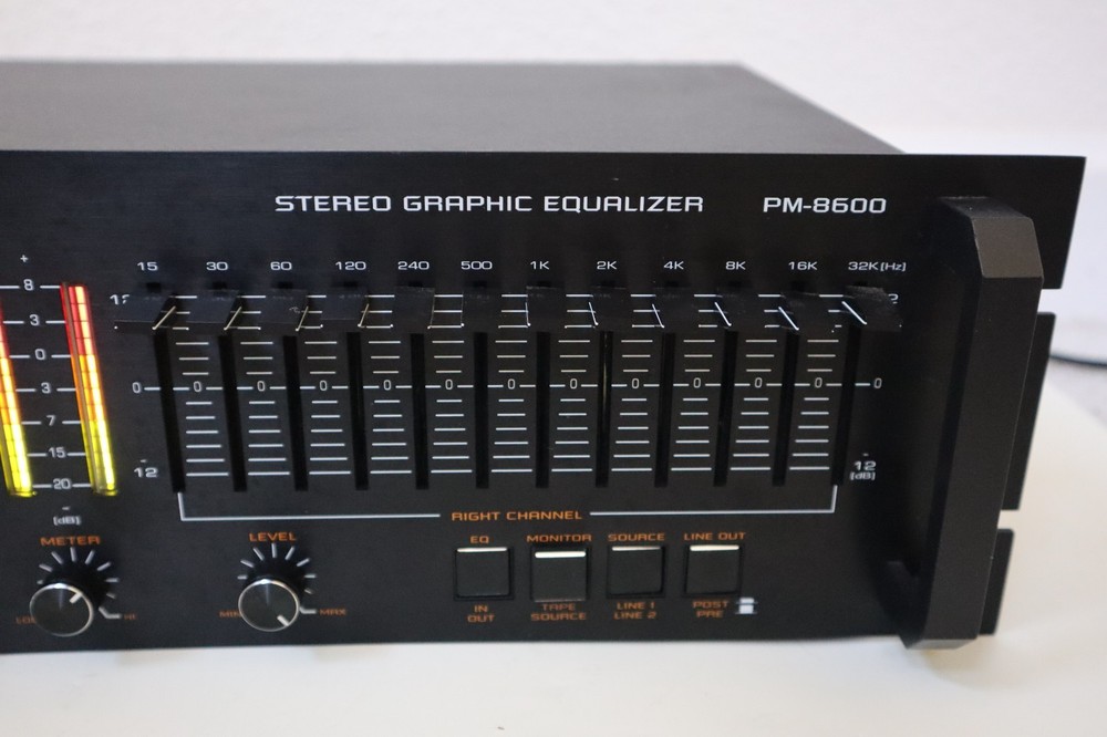 Vintage Pyramid PM-8600 Graphic Stereo Equalizer