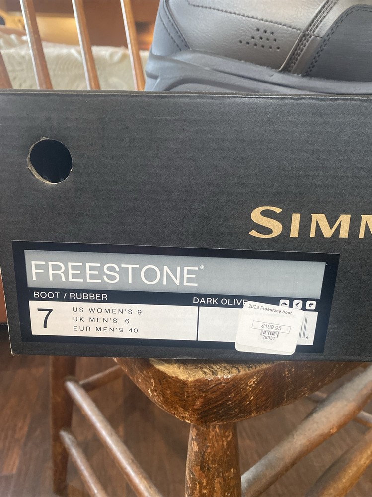 Simms Freestone Boot/ Rubber M 7 NEW