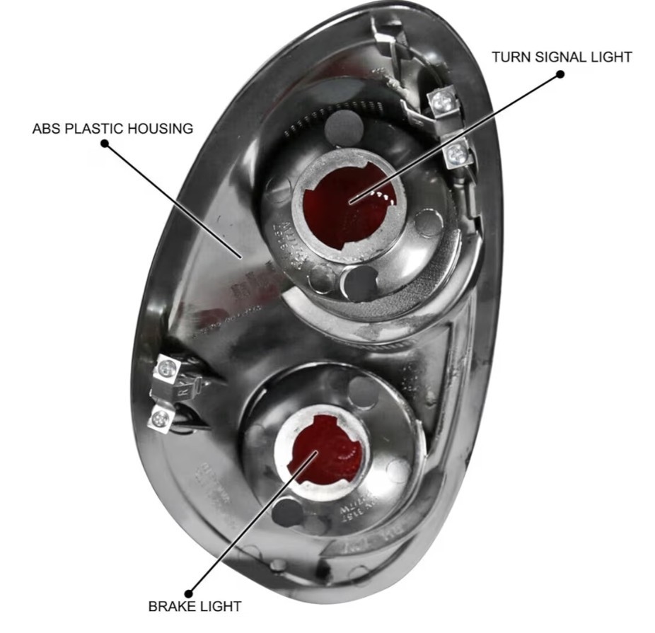 Tail Light Assembly Compatible with PT Chrome-Red/for Cruiser 2001-2005