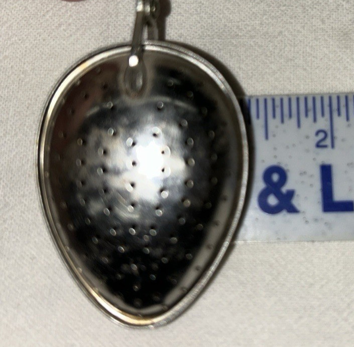 Vintage Tea STRAINER SPOON Latch Diffuser Brew HONG KONG Squeeze Handle