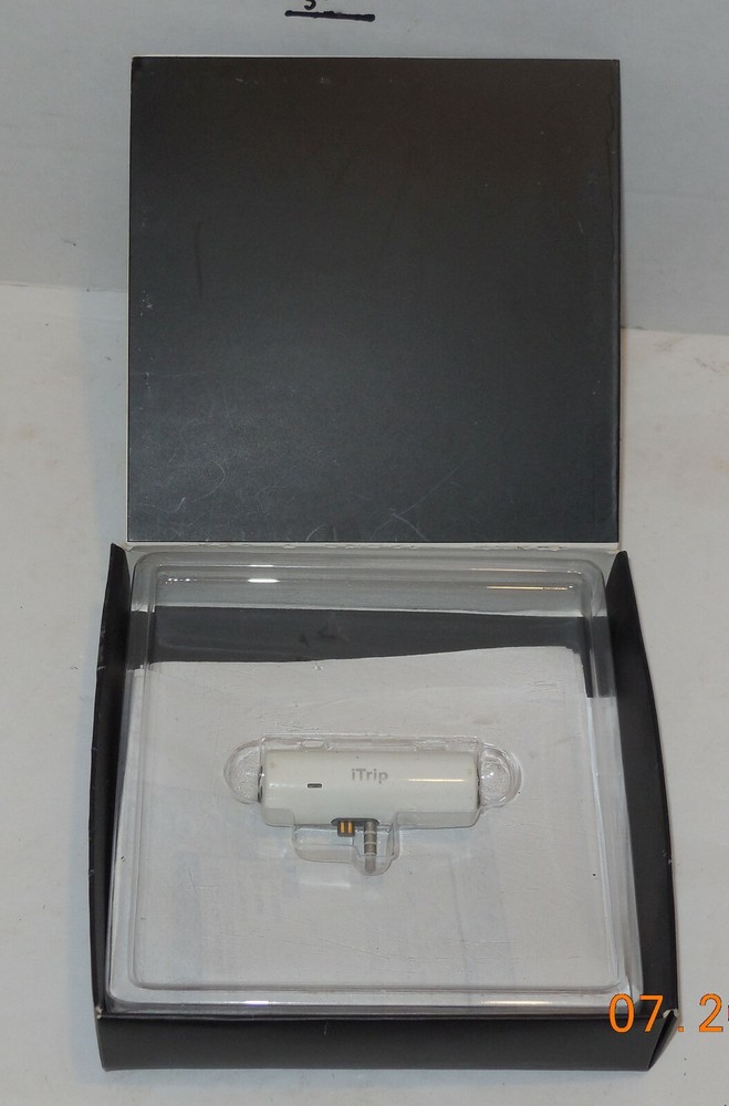 GriffiniTrip FM Transmitter for IPOD