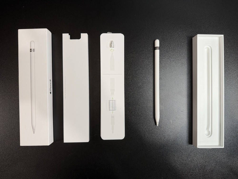Apple Pencil (1st Generation) Lighting Connector - White