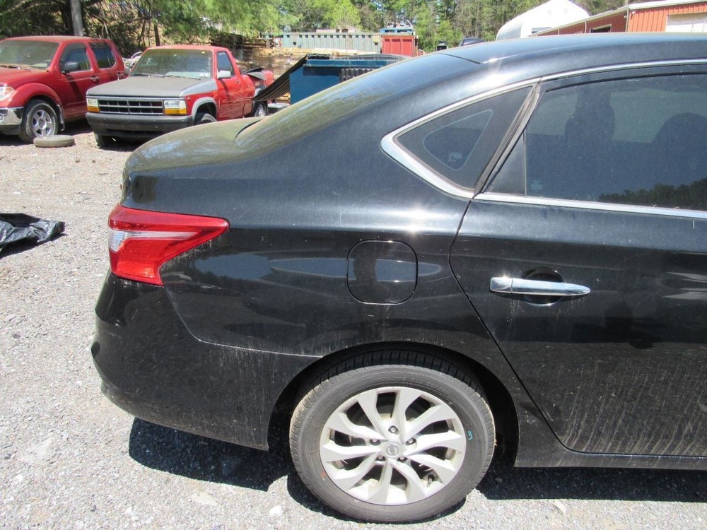 SENTRA 2018 Glove Box 1044595