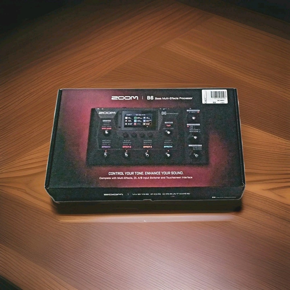 Zoom B6 Bass Multi-Effects Processor for Electric Bass + Bluetooth Adapter