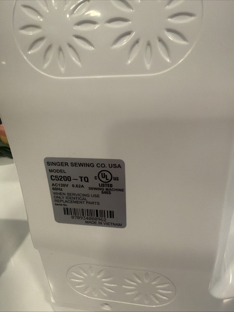 Singer C5200 Computerized 80 Stitch Sewing Machine