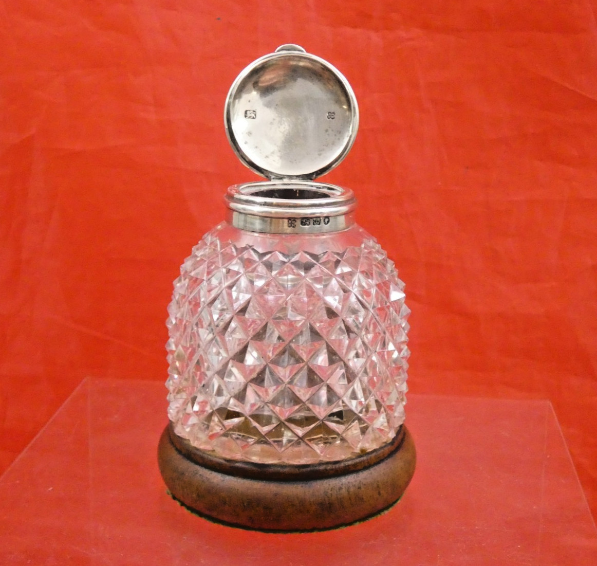 ANTIQUE BRITISH ENGLISH VICTORIAN STERLING SILVER CUT CRYSTAL INKWELL INK STAND