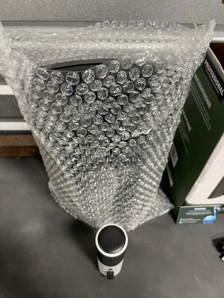 Aokeo Professional Studio Recording Microphone Isolation Shield USB