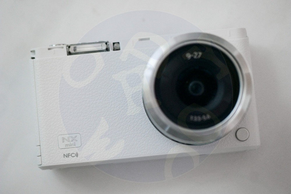 Samsung NX mini Camera [Read "Description"]