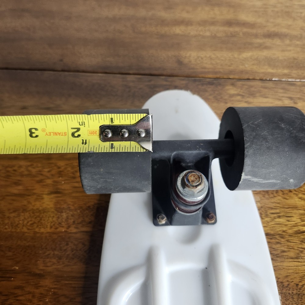 OLD SKATEBOARD Unbranded Good Preowned Condition